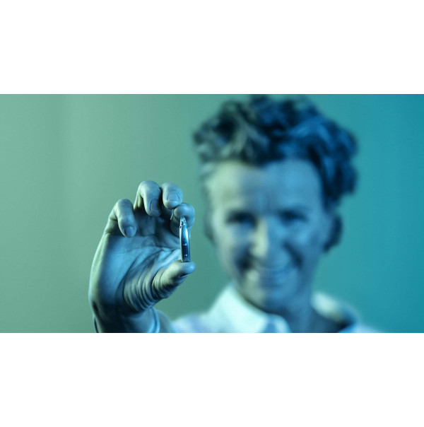 Los audífonos Signia AX ofrecen ahora llamadas de manos libres para el iPhone e innovaciones de máxima calidad de sonido